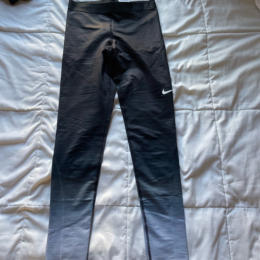Nike Pro Hyperwarm Tights